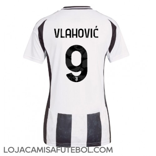 Camisa de Futebol Juventus Dusan Vlahovic #9 Equipamento Principal Mulheres 2024-25 Manga Curta